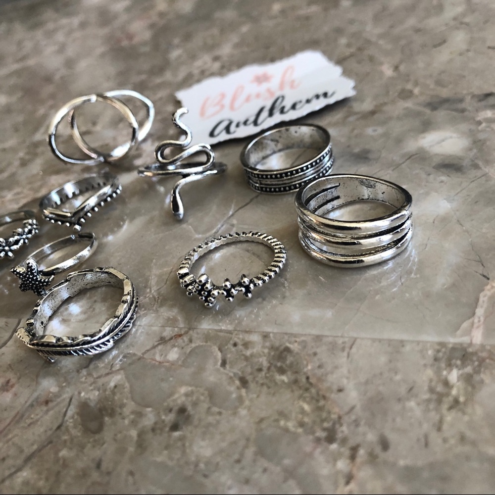 3/$25⚡️stackable boho midi flower snake ring set - Picture 7 of 10